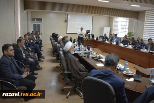 همزمان با سومین همایش ملی مهارت افزایی، هدایت شغلی و صلاحیت حرفه ای در آموزش عالی کشور برگزار شد:

جلسه هم‌اندیشی همکاران دانشگاه ملی مهارت خراسان رضوی با هیئت‌رئیسه دانشگاه
 5