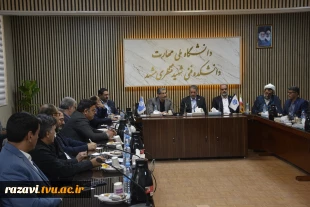 همزمان با سومین همایش ملی مهارت افزایی، هدایت شغلی و صلاحیت حرفه ای در آموزش عالی کشور برگزار شد:

جلسه هم‌اندیشی همکاران دانشگاه ملی مهارت خراسان رضوی با هیئت‌رئیسه دانشگاه
 6