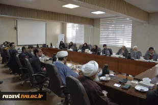 برگزاری جلسه هم‌اندیشی اساتید 4