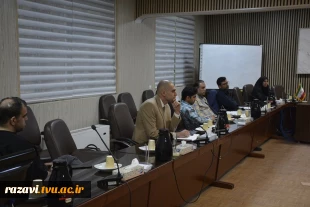 نشست واحدهای فناور مرکز رشد با مسئولین دانشگاه ملی مهارت استان 5