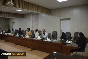 نشست واحدهای فناور مرکز رشد با مسئولین دانشگاه ملی مهارت استان 6